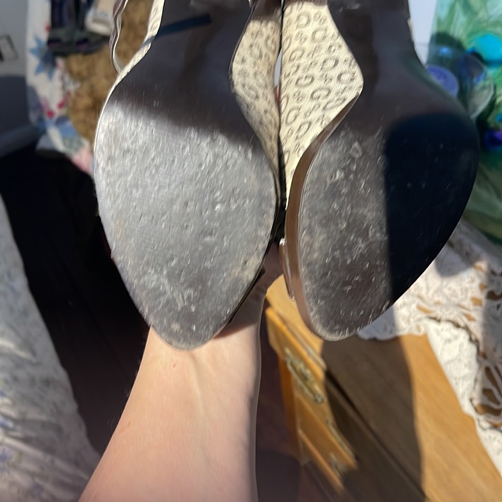 Guess high heals, - Picture 6 of 6